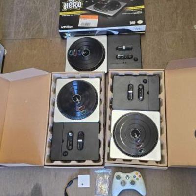 #4028 • (3) DJ Hero Turntable Kits
