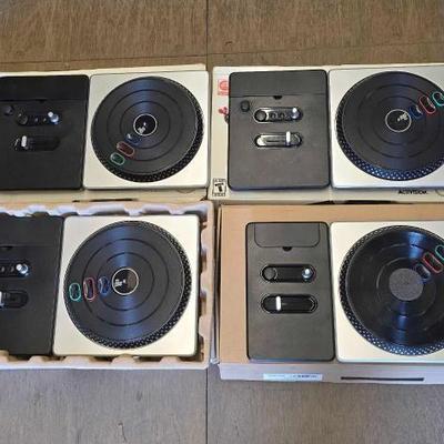 #4022 • (4) Wii DJ Hero Turntable Kits
