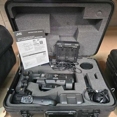 #2850 • JVC ProHD Video Camera with Hard Case and Accessories
