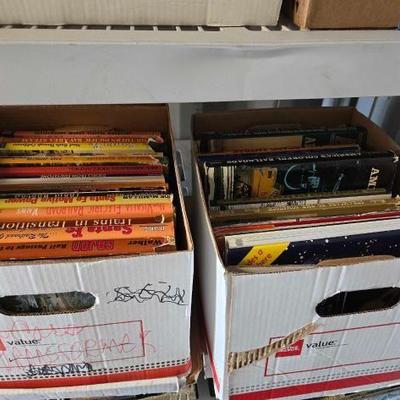 #4162 • (37) Locomotive Books
