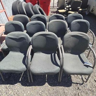#90000 • (11) Cushioned Chairs
