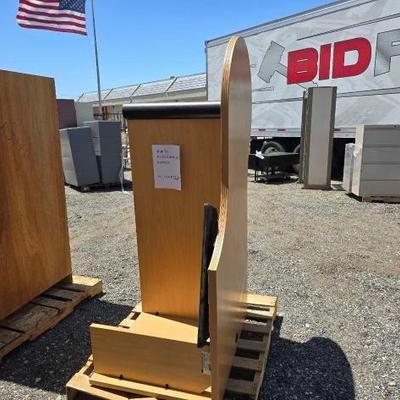 #90010 • National Wooden Computer Desk
