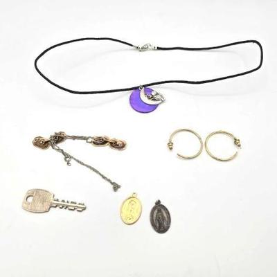#1000 • Costume Jewelry
