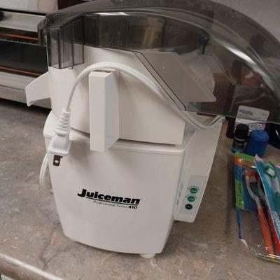 Juice maker