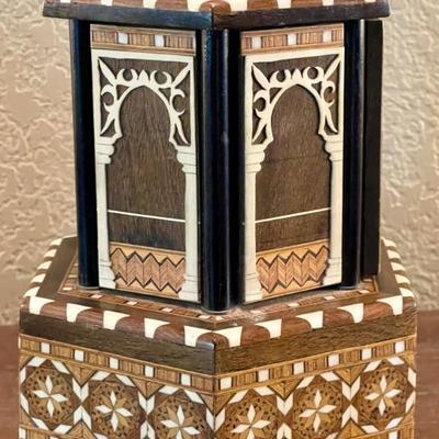 Vintage Musical Cigar Carousel Box With Marquetry Inlay (as Is) 