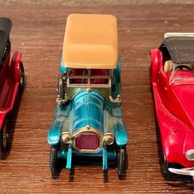(3) Vintage Toy Diecast Toy Cars - Corgi Mg-tf - England  1909 Roustabout - Lesney Model T