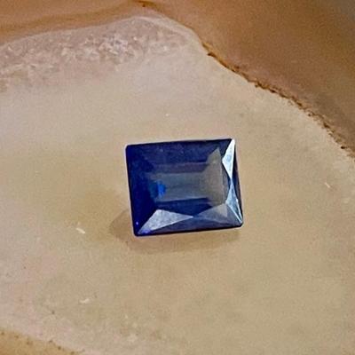 4.7 Carat Faceted Blue Sapphire Square Loose Gemstone 