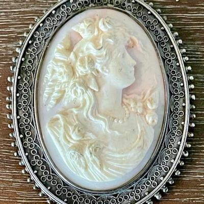 Antique Silver High Relief Pink & White Cameo Pin Pendant 