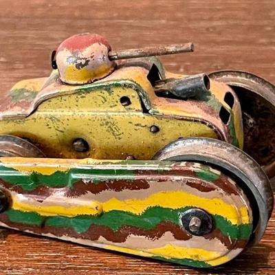 Antique Tin Litho Army Tank With Key (works) Trade Mark S Foreign 