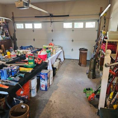 Estate sale photo