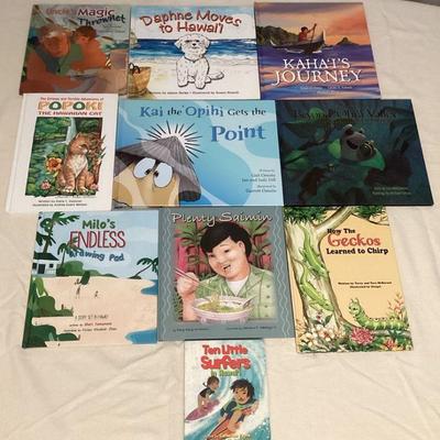 MMF074 Ten Children’s Hawaiian Hardcover Books 