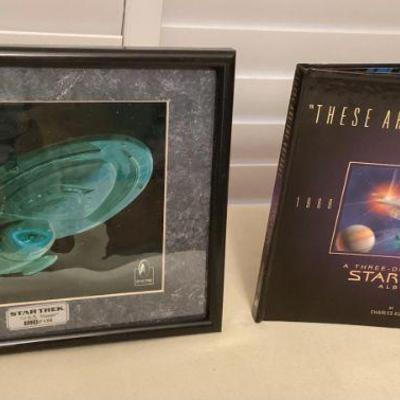 MMF132 Star Trek 3-D Album & Framed ChromArt Print