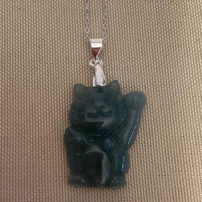 MMF113 Lucky Neko Cat Jade Pendant With Sterling Silver Chain New