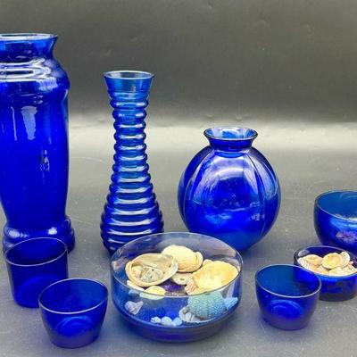 (9) Cobalt Blue Beauties
This lot includes:
Vintage Beehive Ribbed Cobalt Blue  Bud Vase 7” Height