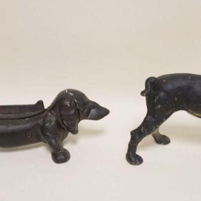 1137	CAST IRON DACHUND BOOT SCRAPE & BULL DOG DOOR STOP, DACHUND APPROXIMATELY 5 IN X 15 IN X 6 IN HIGH
