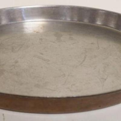 1116	UPPER LEGIONS UTENSILS OVAL COPPER PAN, APPROXIMATELY 14 IN X 11 IN X 1 1/2 IN
