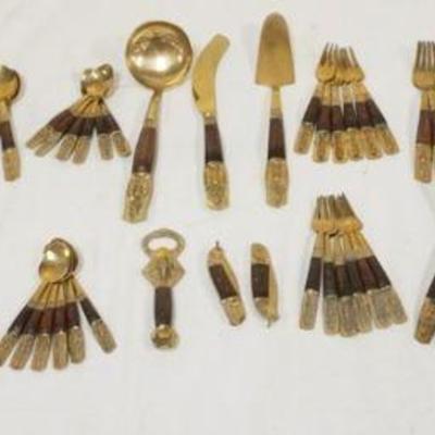 1111	THAI GOLD WASHED FLATWARE SET
