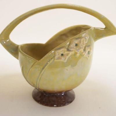 1044	ROSEVILLE ART POTTERY *WINCRAFT* BASKET, APPROXIMATELY 9 IN HIGH
