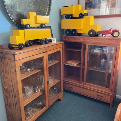 more oak cabinets PERFECT

wooden trucks all handmade