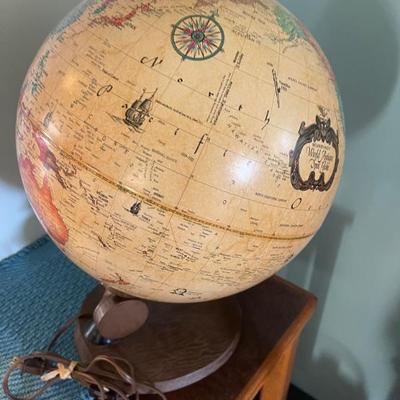 globe l;ights up