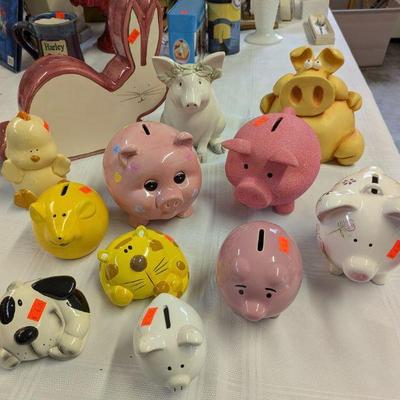 Piggy banks lot #1