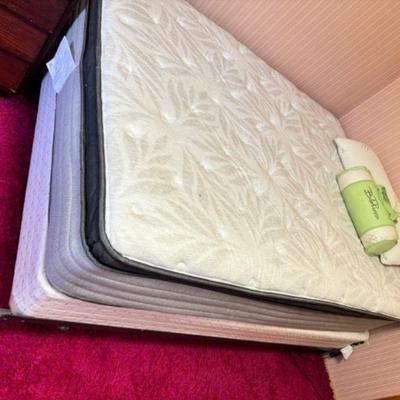 Queen Sealy Pillow Top Mattress & 2 Bella Russo Memory Foam Pillows	
