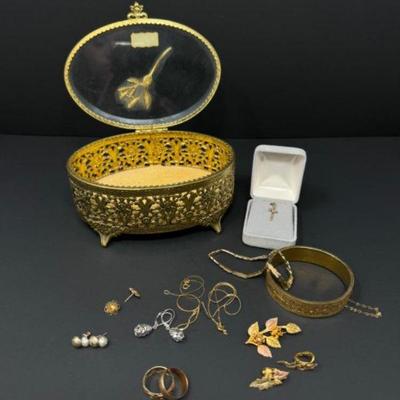 Mixed Metals Jewelries:10-12k,14k Gold, & 925 Sterling Earrings, Rings, Bracelet, & Brooch	