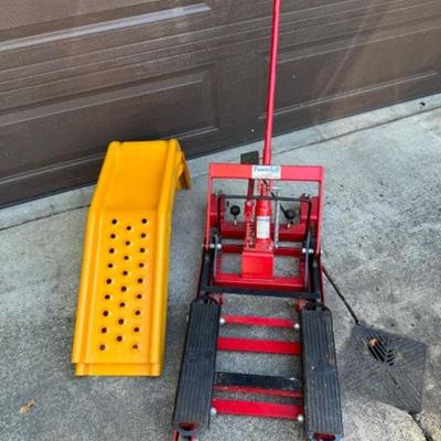 Power Lift Hydraulic Motorcycle Jack + Pair of Metal Car Ramps	