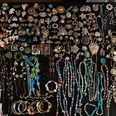 costume jewelry