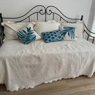 Trundle Bed