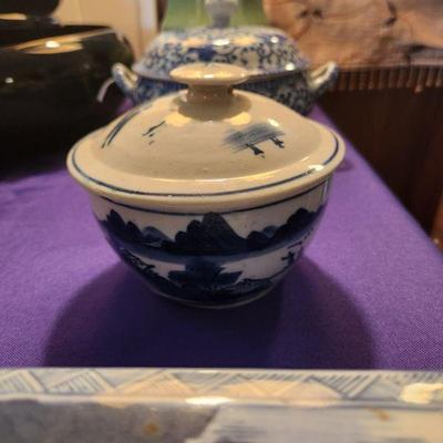 Antique Vintage Chinese White Blue Porcelain Covered Dish