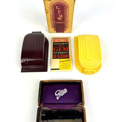 #79 • Three Vintage Travel Razors in Bakelite & Wood Boxes
WWW.LUX.BID