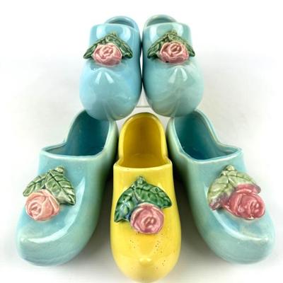 #156 • Set of 5 McCoy Dutch Clog Rose Planters
WWW.LUX.BID 