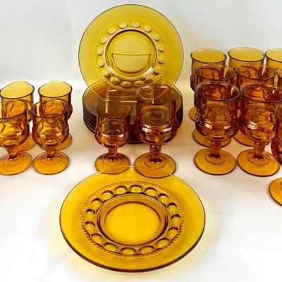 #193 • Indiana Glass King’s Crown Amber 8 Plates, 6 Cordials, and 11 Goblets
WWW.LUX.BID