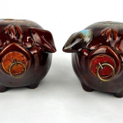 #186 • Hull Corky Piggy Banks - 2 Pieces
WWW.LUX.BID