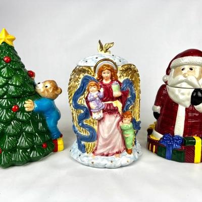 #95 • Three Vintage Christmas Cookie Jars
WWW.LUX.BID