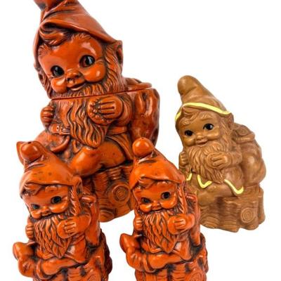 #293 • Twin Winton Gnome / Elf Cookie Jar and Salt & Pepper Shakers
WWW.LUX.BID