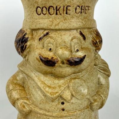 #119 • 2 Treasure Craft Cookie Chef Cookie Jars
WWW.LUX.BID
