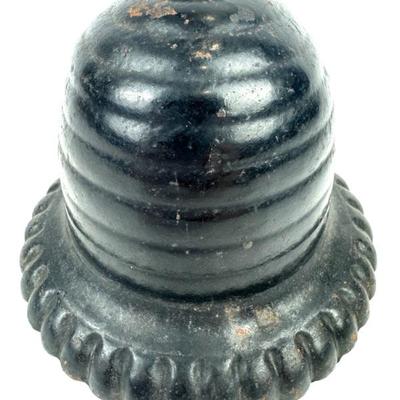 #60 • 19th Century Bee Hive Cast Iron String / Twine Holder - Small
WWW.LUX.BID