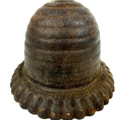 #58 • 19th Century Bee Hive Cast Iron String / Twine Holder - Small
WWW.LUX.BID