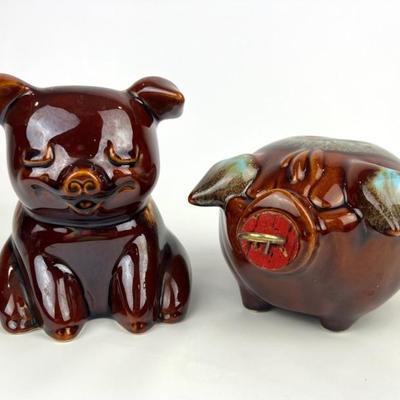 #185 • Hull Corky Piggy Banks - 2 Pieces
WWW.LUX.BID