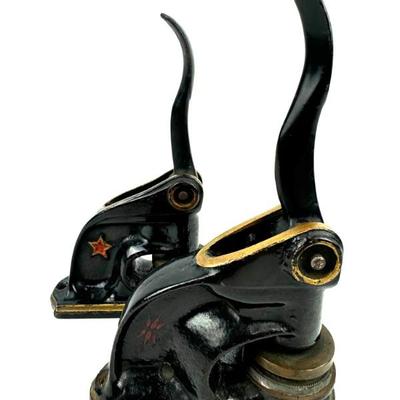 #206 • Cast Iron Embossers Lever Operated - 2 Pieces
WWW.LUX.BID