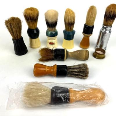 #80 • Vintage Shaving Brushes - Collection of Nine
WWW.LUX.BID