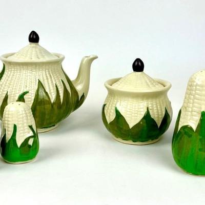#8 • Vintage Shawnee Corn King Teapot, Sugar Bowl and Salt & Pepper
WWW.LUX.BID