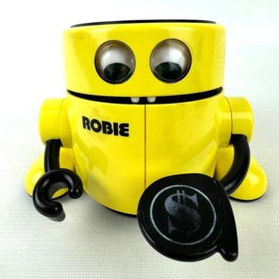 #354 • Robie the Robotic Banker from Radio Shack
WWW.LUX.BID