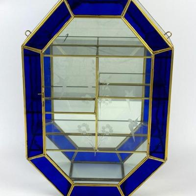 #171 • Glass Curio Cabinet - Wall Mounted
WWW.LUX.BID