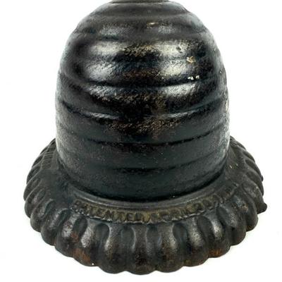 #59 • 19th Century Bee Hive Cast Iron String / Twine Holder - Small
WWW.LUX.BID