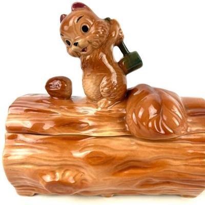 #155 • Brush McCoy Squirrel on a Log Cookie Jar circa 1960
WWW.LUX.BID