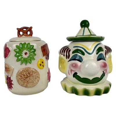 #292 • 1950’s Sierra Vista Clown & Pretzel Handle Cookie Jars
WWW.LUX.BID