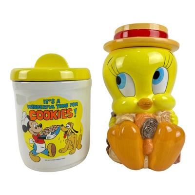 #317 • Walt Disney Mickey and Goofy, and Looney Tunes Tweety Bird Cookie Jars
WWW.LUX.BID